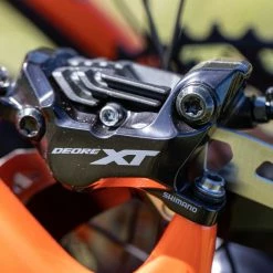 Shimano Frein à Disque XT BR-M8120 1700mm Arrière 10 Shimano Frein à Disque XT BR-M8120 1700mm Arrière -Pièces VTT Soldes Magasin Shimano XT BR M8120