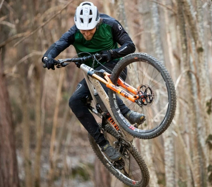 Pièces VTT Soldes Magasin -Pièces VTT Soldes Magasin La selle t aide egalement a diriger ton velo Des b 2060d2dc648bf66f02222fc80a2680d4